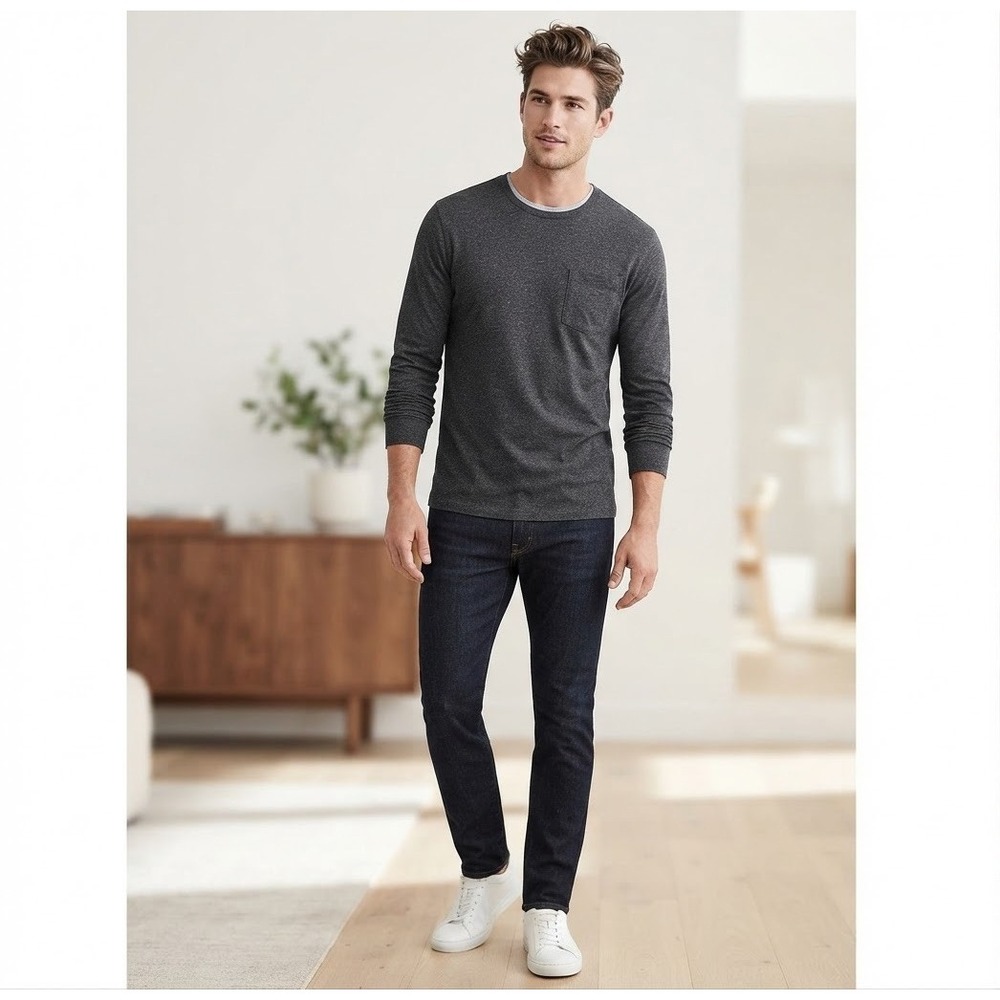 Banana Republic Men's XL Light Weight Gray Long Sleeve Pocket Tee Quick Dry